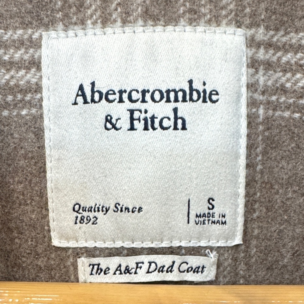 Abercrombie & Fitch Taupe Checkered Trench Coat - Picture 3 of 5